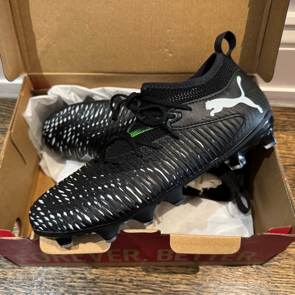 Puma Future 8 Match Soccer Cleats